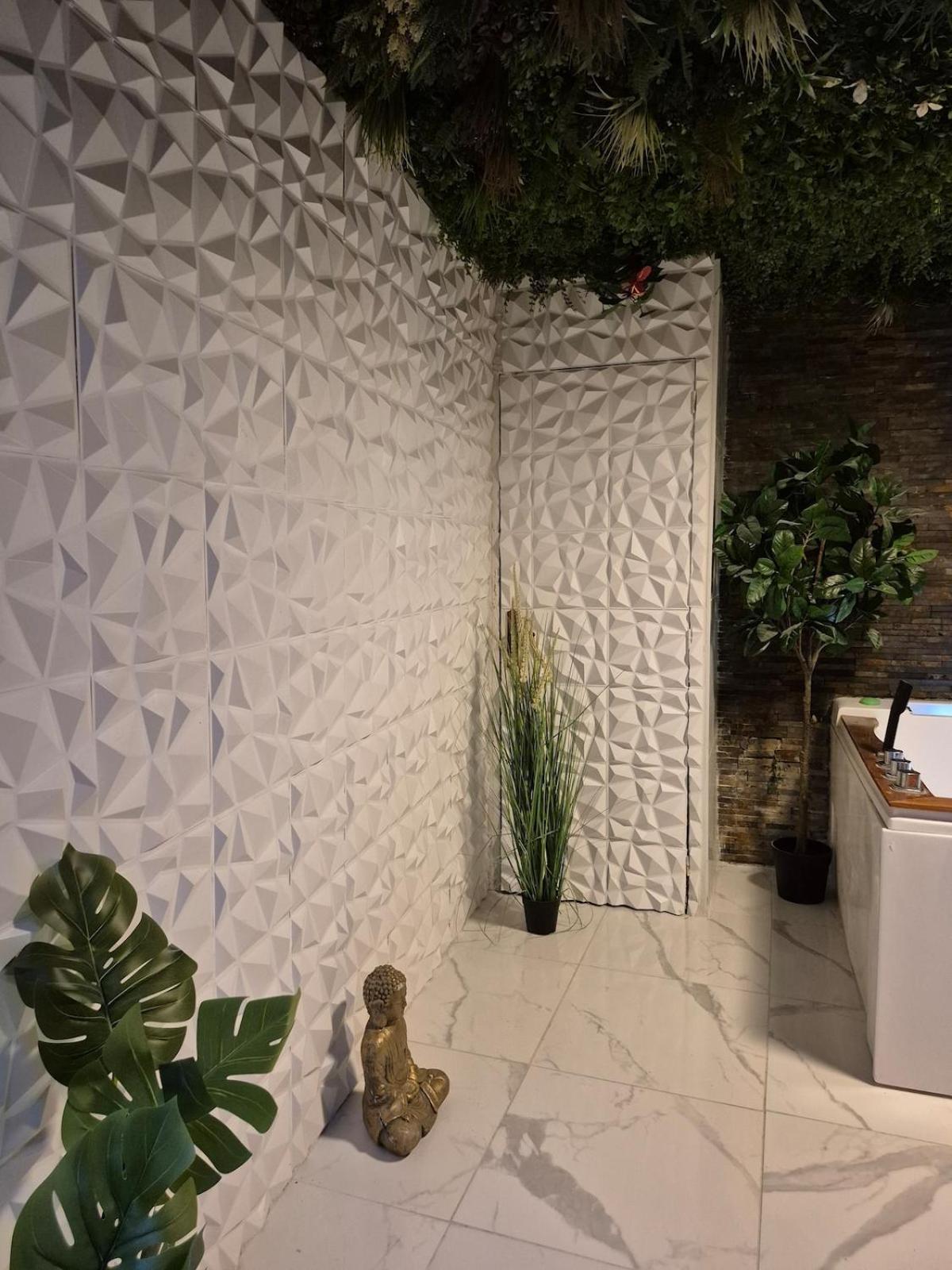 Les Bulles Medievales-spa-sauna Appartement