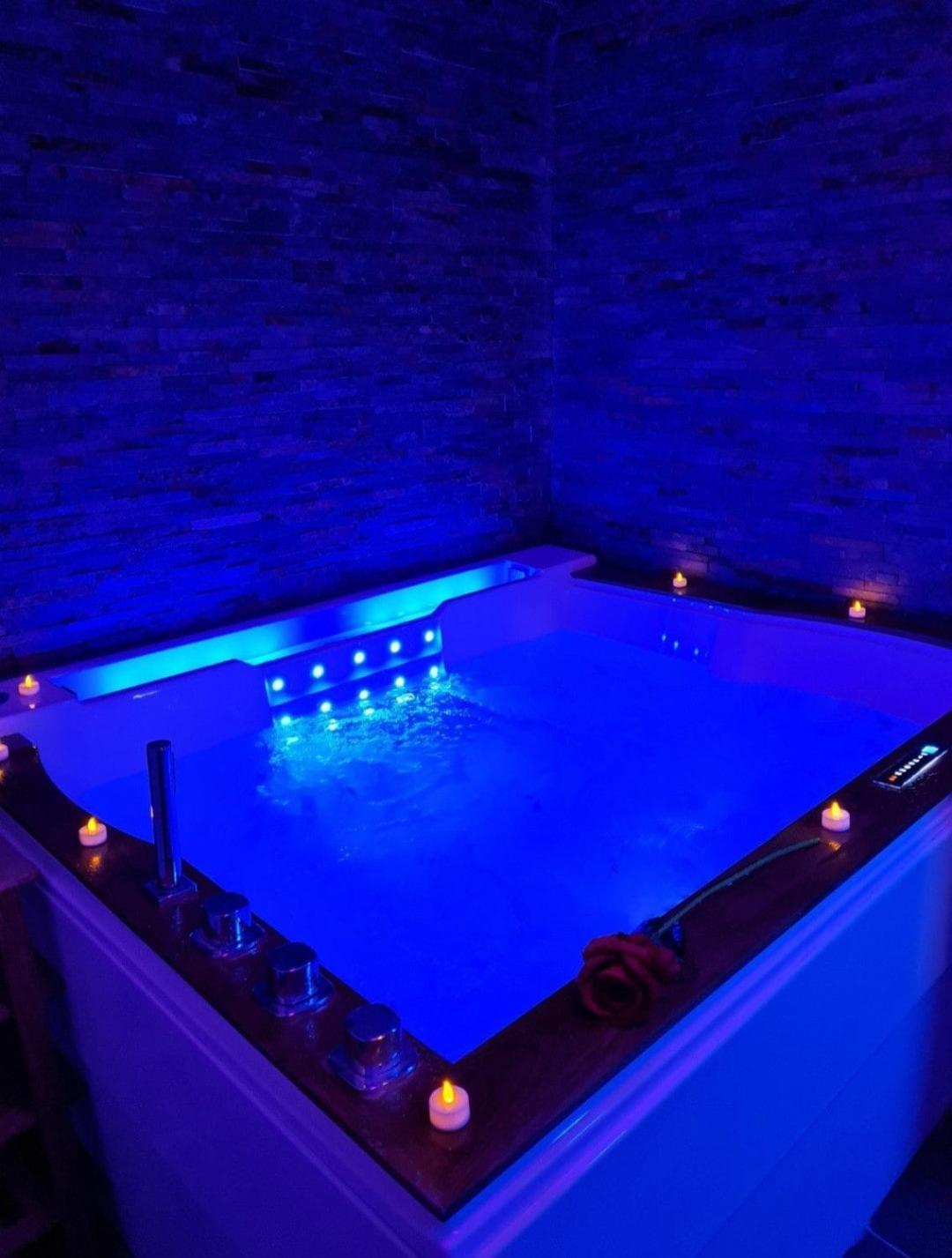 Les Bulles Medievales-spa-sauna Appartement Carcassonne