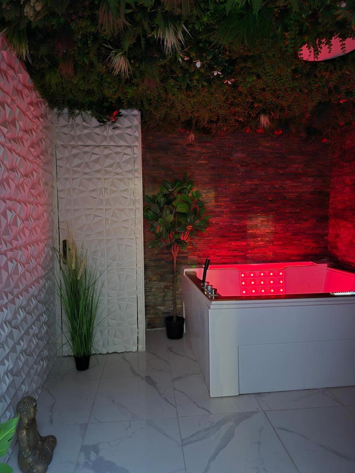 Les Bulles Medievales-spa-sauna Carcassonne
